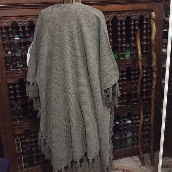 Easel Clothing Los Angeles Olive Shawl Wrap Boho M - Picture 8 of 8